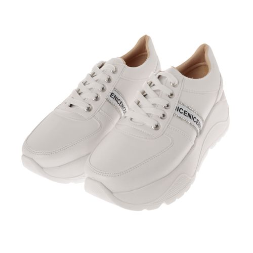 Tenis Abigail color blanco con detalle de listón y pedrería D09980756620