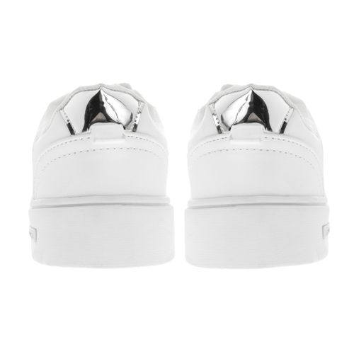 Tenis Renata color blanco con perforado D11710146620