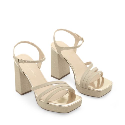 Sandalia Emma Color Oro D00220441610