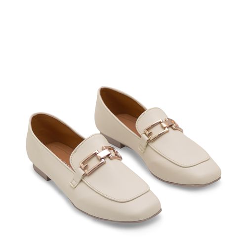 Mocasín Atrid Color Latte D15440061631