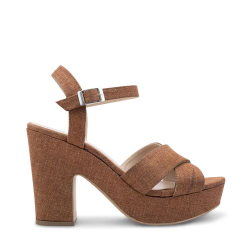 Sandalia Dorothy Color Ladrillo D03590072582