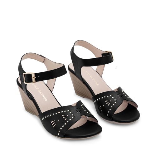 Sandalia Carla Color Negro D00470133501