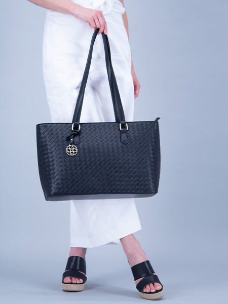 Bolsa Alexia Color Negro D14420063501