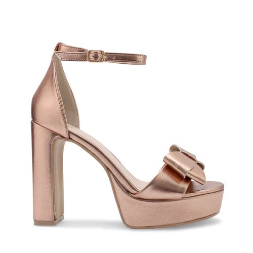 Sandalia Lesly Color Oro D00960690610