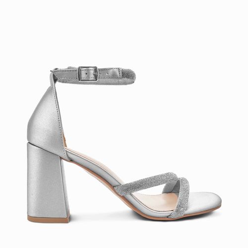 Sandalia Lesly Color Plata D00960637620