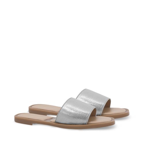Sandalia Zoe Color Plata D15480135612