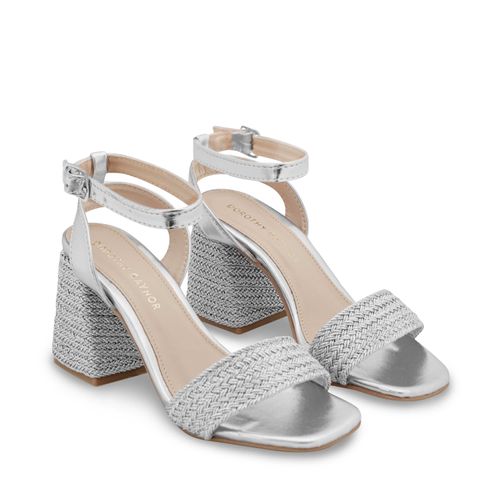 Sandalia Sara Color Plata D12960127612