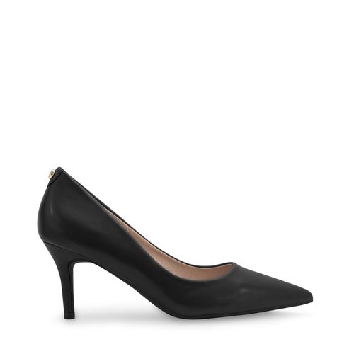 Zapatilla Lara Color Negro D80020001505