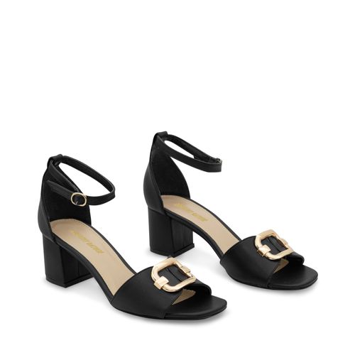 Sandalia Lesly Color Negro D00960663501