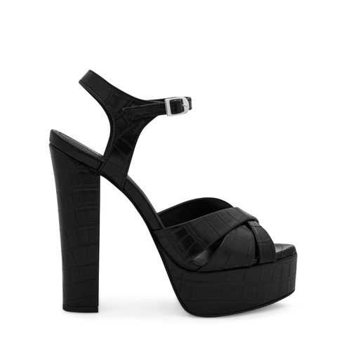 Sandalia Luna Color Negro D01950468501