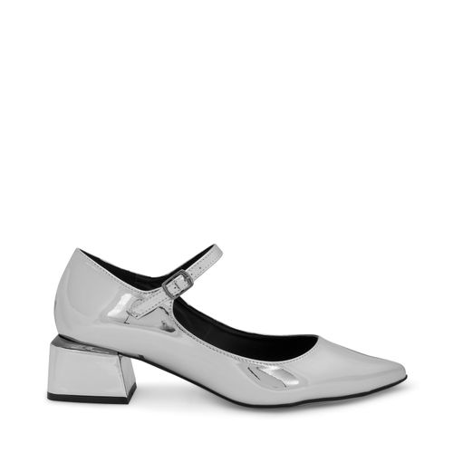Zapatilla Brisa Color Plata D01950464612
