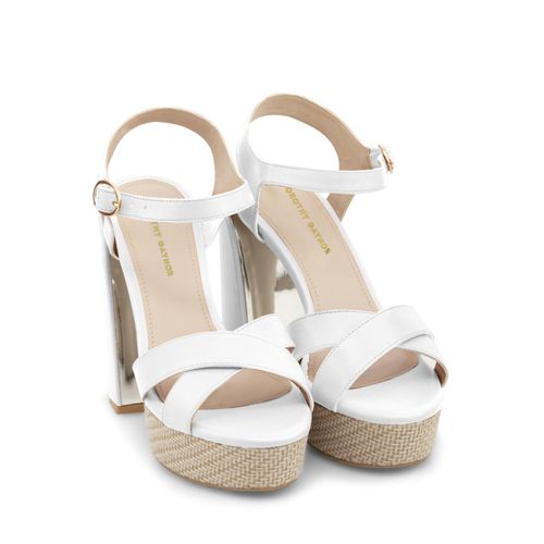 Sandalia Yuridia Color Blanco D12460141620