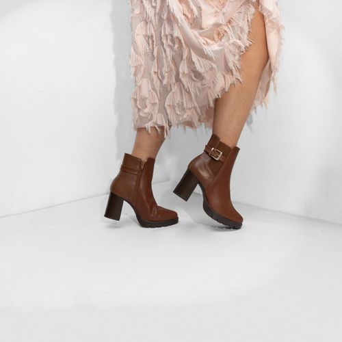 Botín Lucy Color Camel D00960682553