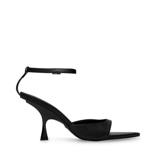 Sandalia Jennie Color Negro D80040002501