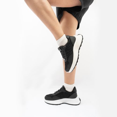 Tenis Kendal Color Negro D06001634501