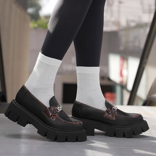 Mocasín Isis Color Negro D16750004501