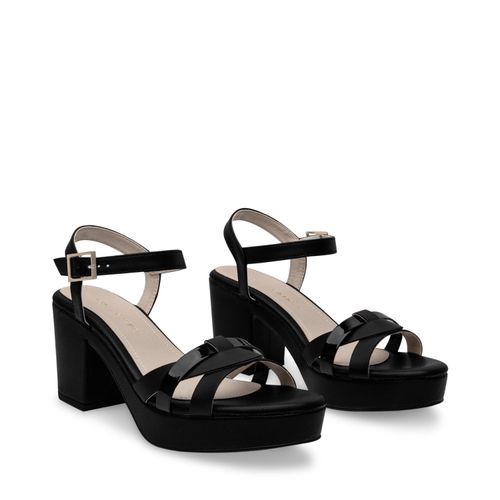 Sandalia Carla Color Negro D00470136501