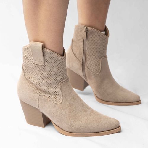 Botín Elsa Color Beige D16610120650