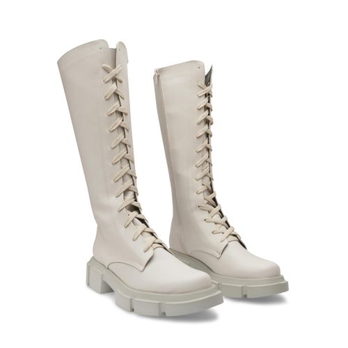 Bota Barbie Color Beige D03590233650