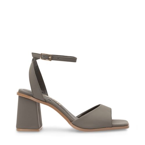 Sandalia Sophie Color Olivo D06001619573