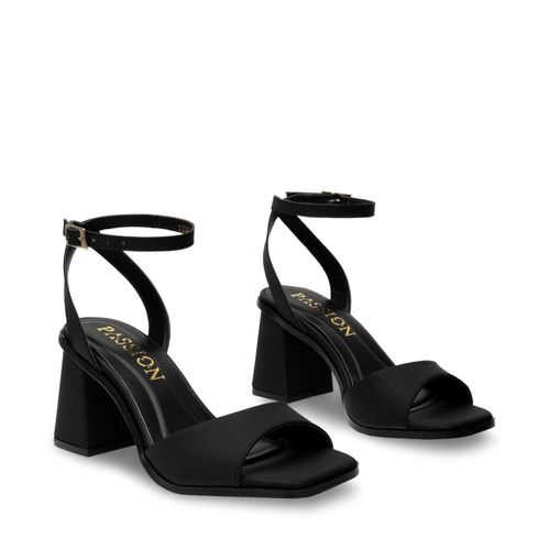 Sandalia Sophie Color Negro D06001619501