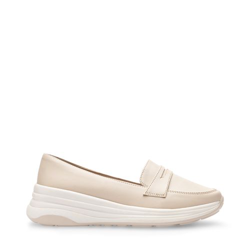 Mocasín Alessa Color Latte D06001646631