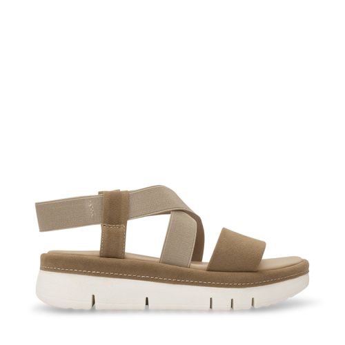Sandalia Yalitzia Color Taupe D02510156563