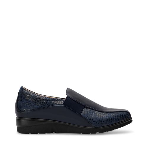 Mocasín Lucia Color Azul Marino D12560119523