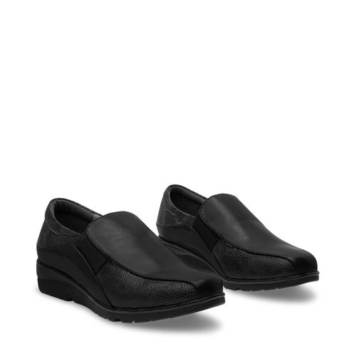 Mocasín Lucia Color Negro D12560119501