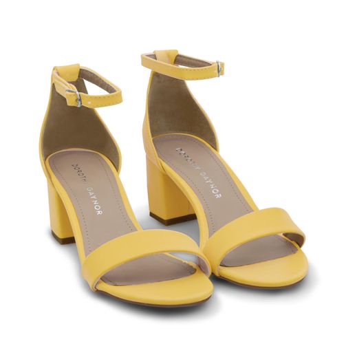 Sandalia Lesly Color Amarillo D00960648540