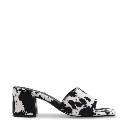 Sandalia Alix Color Negro D03590239501