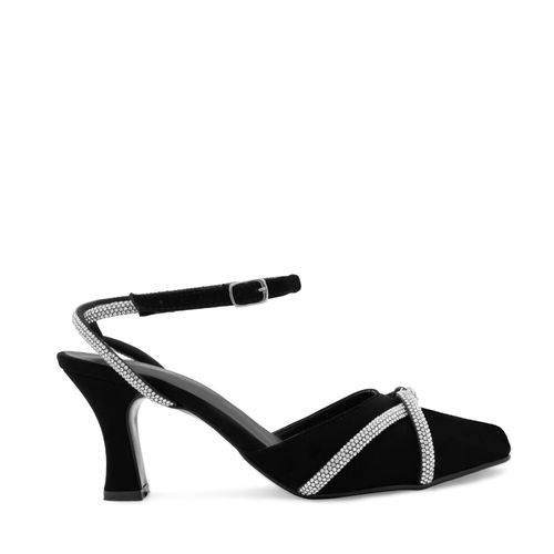 Zapatilla Carolina Color Negro D08710160501